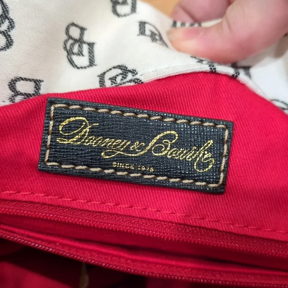 Dooney & Bourke White And Black monogtam Shoulder Hobo Bag Turnlock With Dustbag - Picture 11 of 17